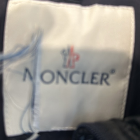 Down Moncler coat - Picture 4 of 6